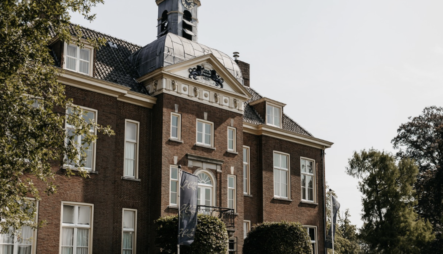 Kasteel Hoekelum lente/zomer